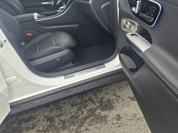 Mercedes-Benz GLC GLC 300 4MATIC SUV 2026