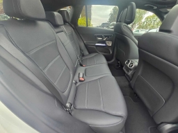 Mercedes-Benz GLC GLC 300 4MATIC SUV 2026