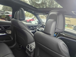 Mercedes-Benz GLC GLC 300 4MATIC SUV 2026