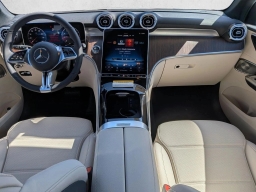 Mercedes-Benz GLC GLC 300 4MATIC SUV 2026
