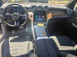 Mercedes-Benz GLC GLC 300 4MATIC SUV 2026