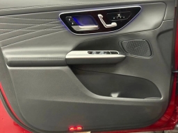 Mercedes-Benz GLC GLC 300 4MATIC SUV 2025
