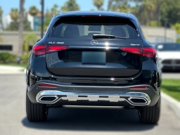 Mercedes-Benz GLC GLC 300 4MATIC SUV 2026
