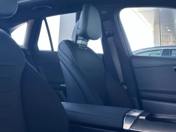Mercedes-Benz GLC GLC 300 4MATIC SUV 2026