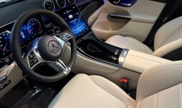Mercedes-Benz GLC GLC 300 4MATIC SUV 2026