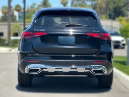 Mercedes-Benz GLC GLC 300 4MATIC SUV 2026