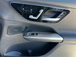 Mercedes-Benz GLC GLC 300 4MATIC SUV 2026