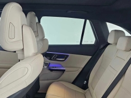 Mercedes-Benz GLC GLC 300 4MATIC SUV 2026
