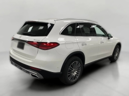 Mercedes-Benz GLC GLC 300 4MATIC SUV 2026