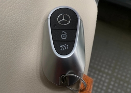 Mercedes-Benz GLC GLC 300 4MATIC SUV 2026