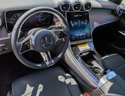 Mercedes-Benz GLC GLC 300 4MATIC SUV 2026