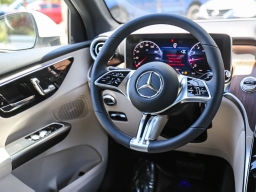 Mercedes-Benz GLC GLC 300 4MATIC SUV 2026
