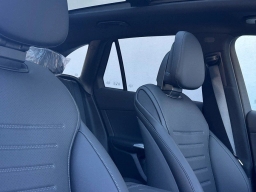 Mercedes-Benz GLC GLC 300 4MATIC SUV 2026