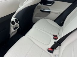 Mercedes-Benz GLC GLC 300 4MATIC SUV 2026