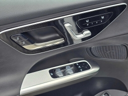 Mercedes-Benz GLC GLC 300 4MATIC SUV 2026