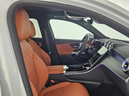Mercedes-Benz GLC GLC 300 4MATIC SUV 2026