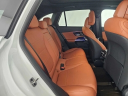Mercedes-Benz GLC GLC 300 4MATIC SUV 2026