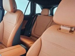 Mercedes-Benz GLC GLC 300 4MATIC SUV 2026