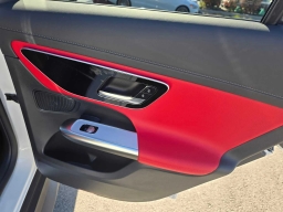 Mercedes-Benz GLC GLC 300 4MATIC SUV 2026