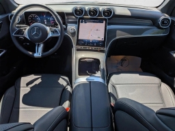 Mercedes-Benz GLC GLC 300 4MATIC SUV 2026