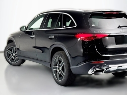 Mercedes-Benz GLC GLC 300 4MATIC SUV 2026