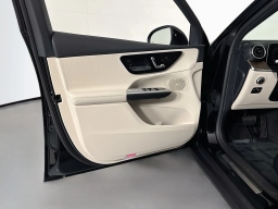 Mercedes-Benz GLC GLC 300 4MATIC SUV 2026