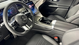 Mercedes-Benz GLC GLC 300 4MATIC SUV 2026