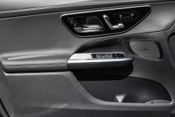 Mercedes-Benz GLC GLC 300 4MATIC SUV 2026