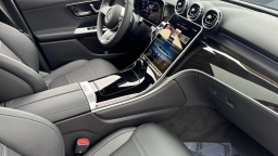 Mercedes-Benz GLC GLC 300 4MATIC SUV 2026