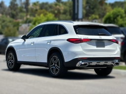 Mercedes-Benz GLC GLC 300 4MATIC SUV 2026
