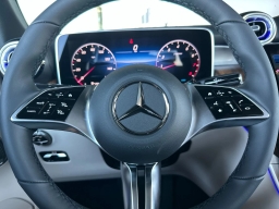 Mercedes-Benz GLC GLC 300 4MATIC SUV 2026