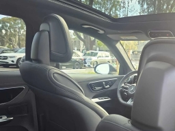 Mercedes-Benz GLC GLC 300 4MATIC SUV 2026