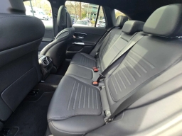Mercedes-Benz GLC GLC 300 4MATIC SUV 2026