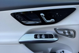Mercedes-Benz GLC GLC 300 4MATIC SUV 2026