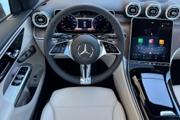 Mercedes-Benz GLC GLC 300 4MATIC SUV 2026