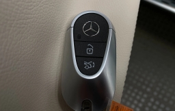 Mercedes-Benz GLC GLC 300 4MATIC SUV 2026