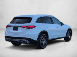 Mercedes-Benz GLC GLC 300 4MATIC SUV 2026