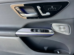 Mercedes-Benz GLC GLC 300 4MATIC SUV 2026