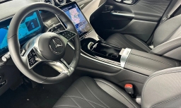 Mercedes-Benz GLC GLC 300 4MATIC SUV 2026