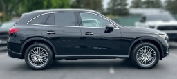 Mercedes-Benz GLC GLC 300 4MATIC SUV 2026