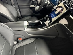Mercedes-Benz GLC GLC 300 4MATIC SUV 2026