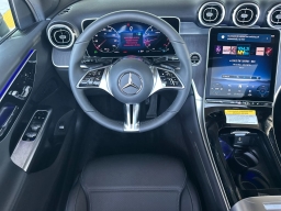 Mercedes-Benz GLC GLC 300 4MATIC SUV 2026