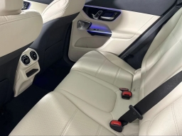 Mercedes-Benz GLC GLC 300 4MATIC SUV 2026