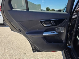 Mercedes-Benz GLC GLC 300 4MATIC SUV 2026