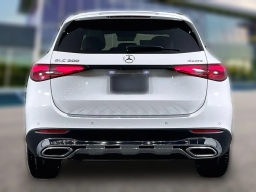Mercedes-Benz GLC GLC 300 4MATIC SUV 2026