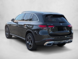 Mercedes-Benz GLC GLC 300 4MATIC SUV 2026