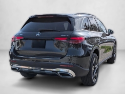 Mercedes-Benz GLC GLC 300 4MATIC SUV 2026