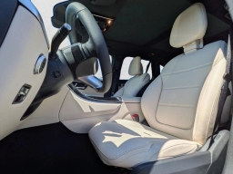Mercedes-Benz GLC GLC 300 4MATIC SUV 2026