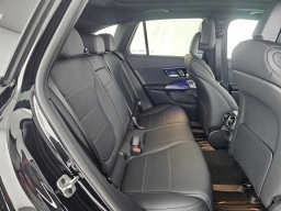Mercedes-Benz GLC GLC 300 4MATIC SUV 2026
