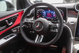 Mercedes-Benz GLC GLC 300 4MATIC SUV 2026